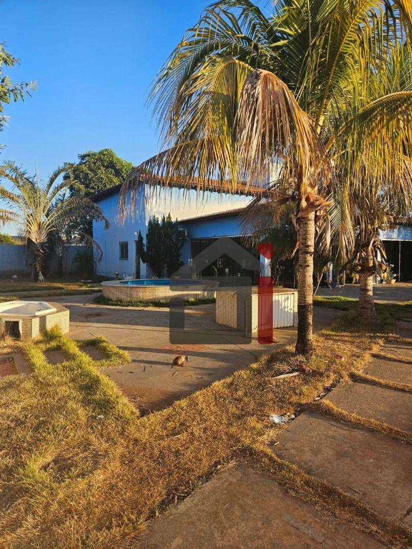 Casa à venda com 4 quartos, 440m² - Foto 13