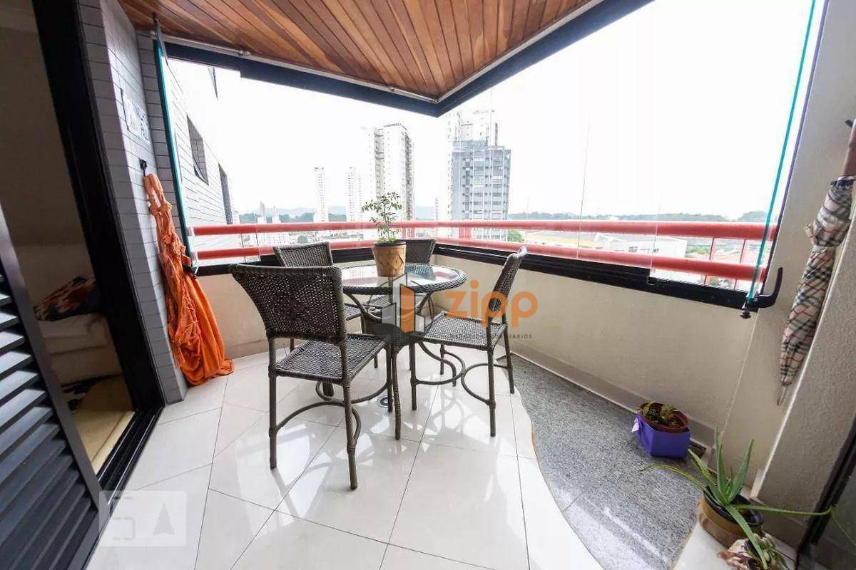 Apartamento à venda com 4 quartos, 140m² - Foto 10