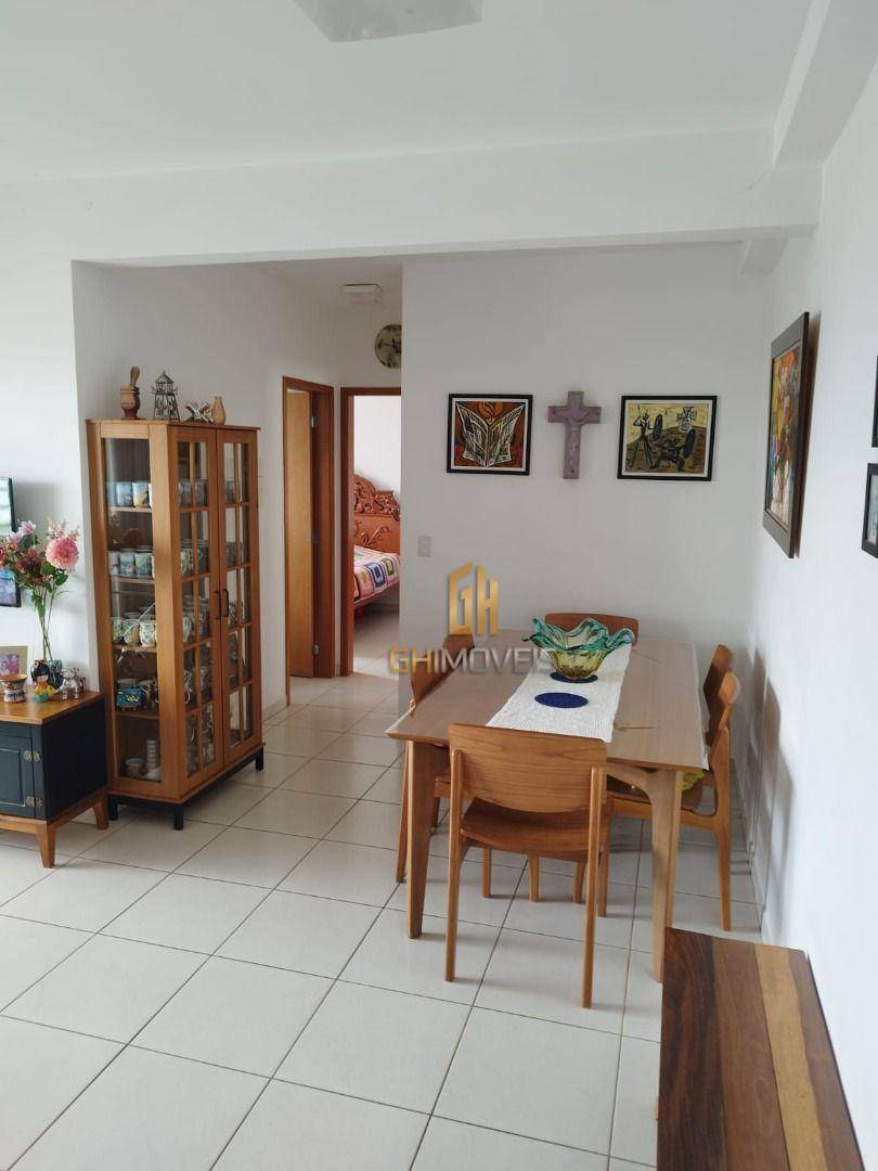 Apartamento à venda com 2 quartos, 63m² - Foto 8