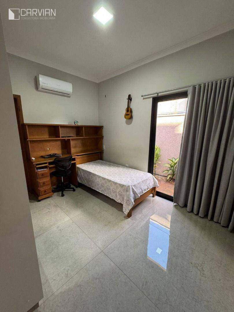 Casa à venda com 3 quartos, 240m² - Foto 16