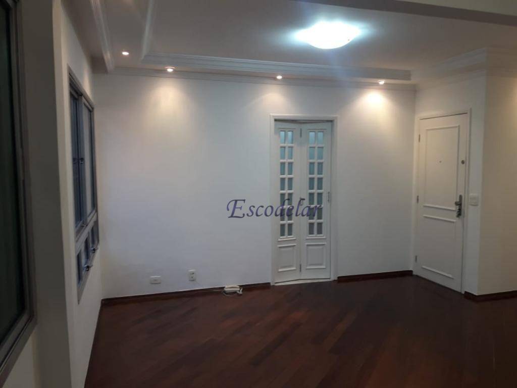 Apartamento à venda com 2 quartos, 70m² - Foto 3