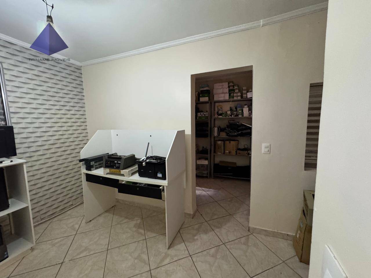 Sobrado à venda com 8 quartos, 300m² - Foto 39