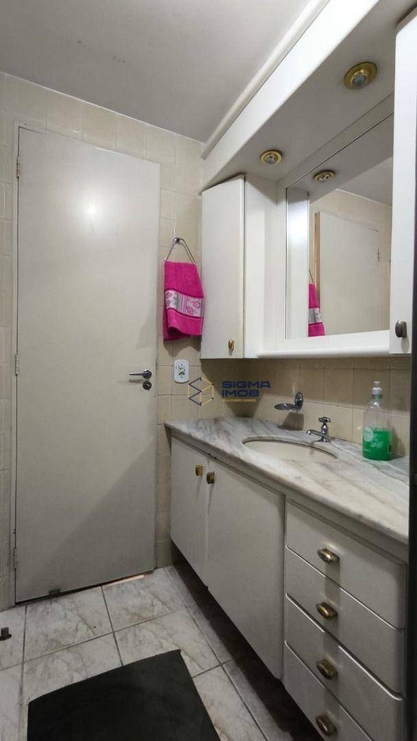 Apartamento à venda com 1 quarto, 45m² - Foto 18