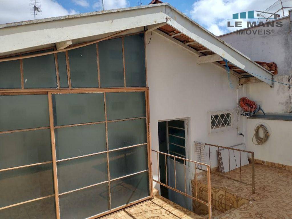 Casa à venda com 2 quartos, 69m² - Foto 10