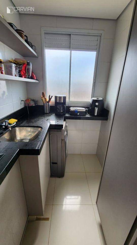 Apartamento à venda com 2 quartos, 67m² - Foto 8