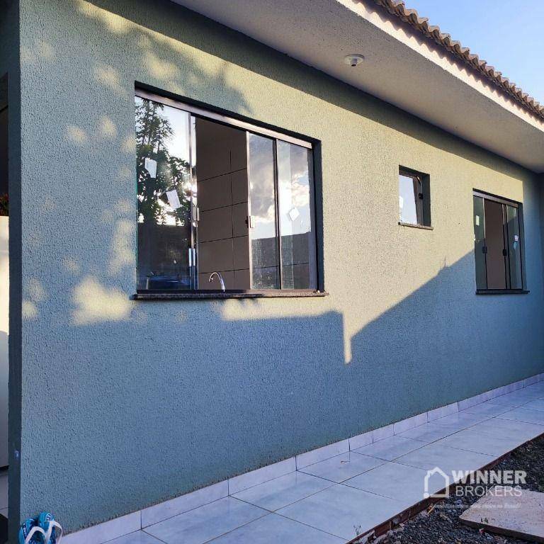 Casa à venda com 2 quartos, 56m² - Foto 2