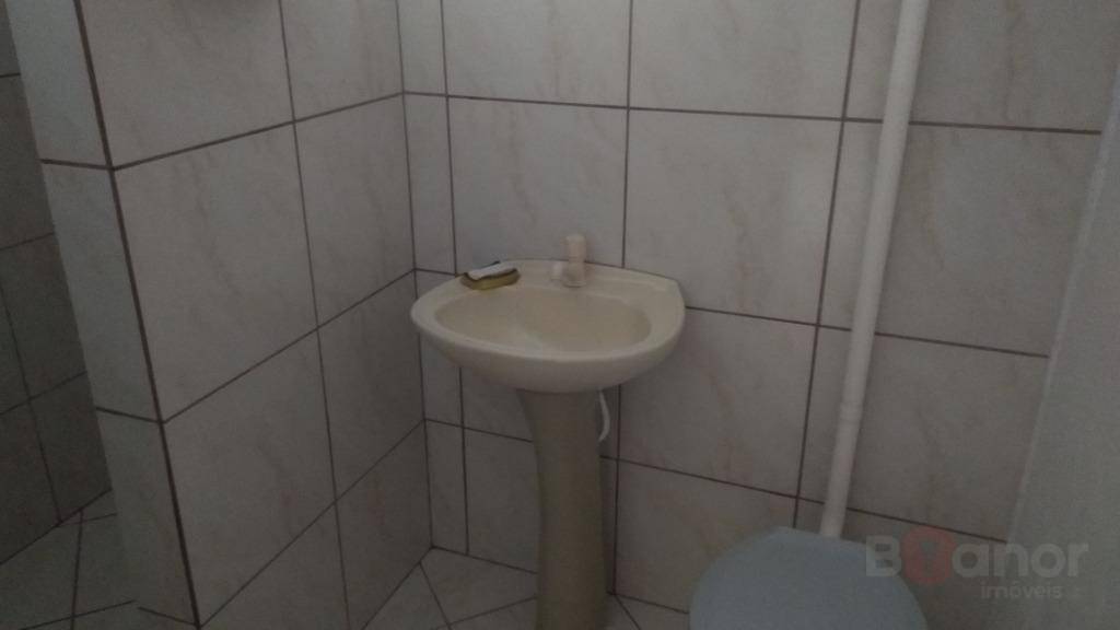 Casa à venda com 3 quartos, 150m² - Foto 12