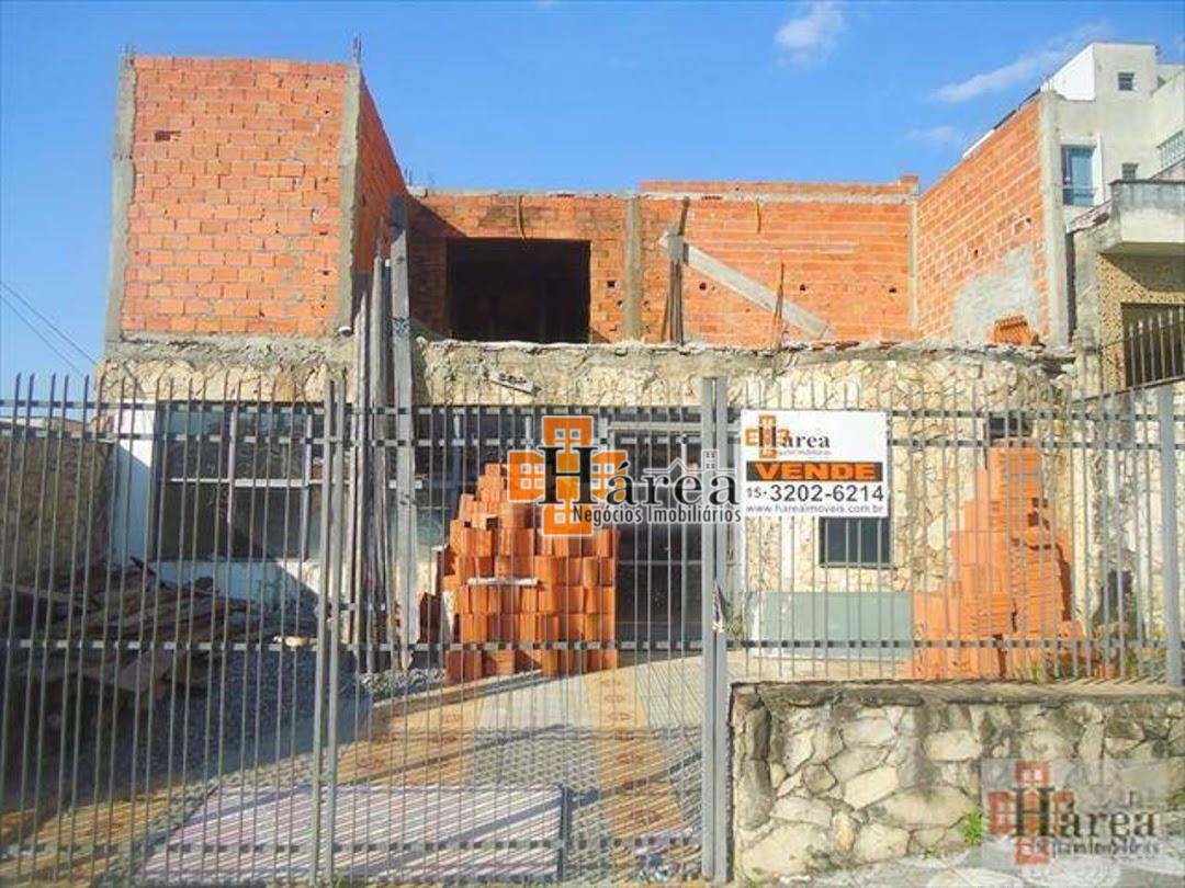 Sobrado à venda com 3 quartos, 300m² - Foto 1