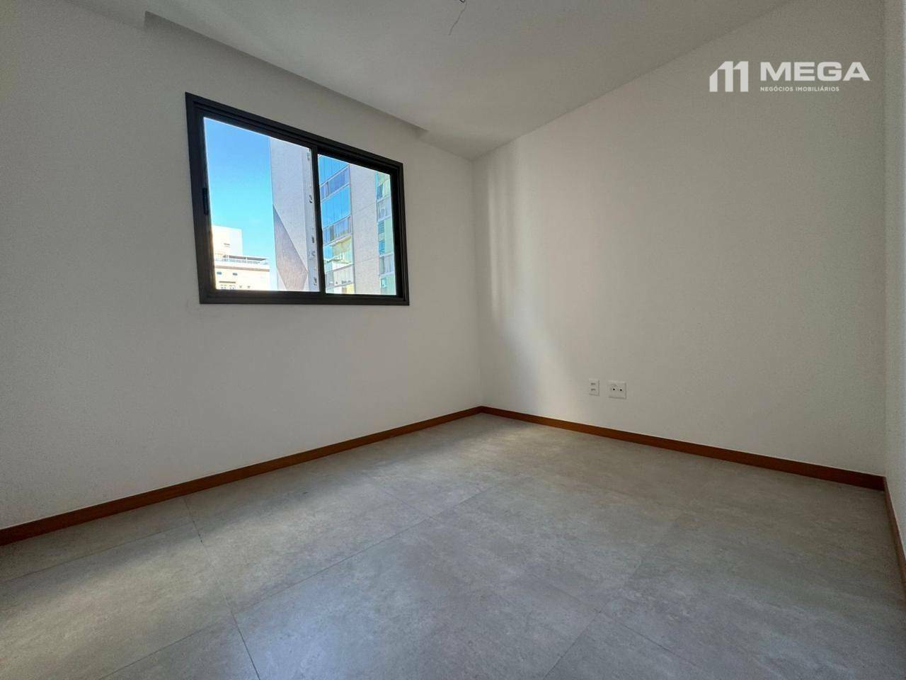 Apartamento à venda com 2 quartos, 60m² - Foto 17