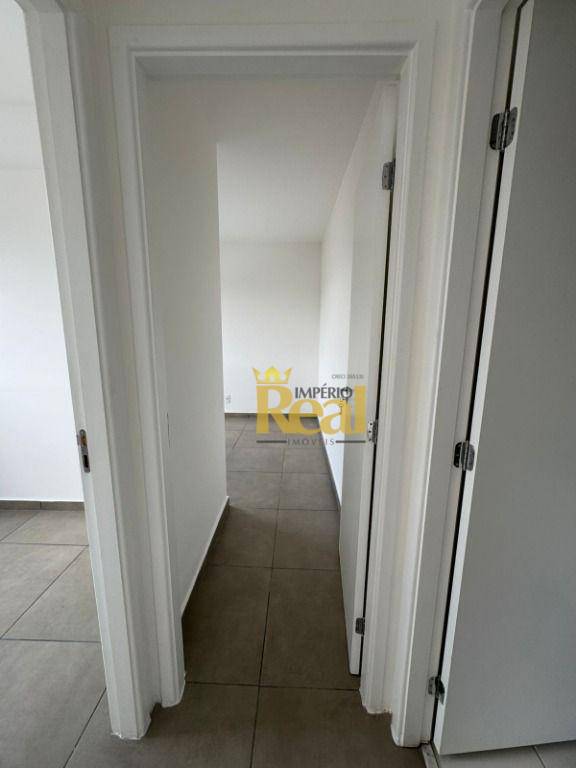 Apartamento para alugar com 2 quartos, 39m² - Foto 9