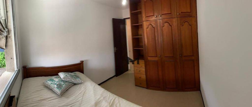 Apartamento à venda com 2 quartos, 75m² - Foto 11