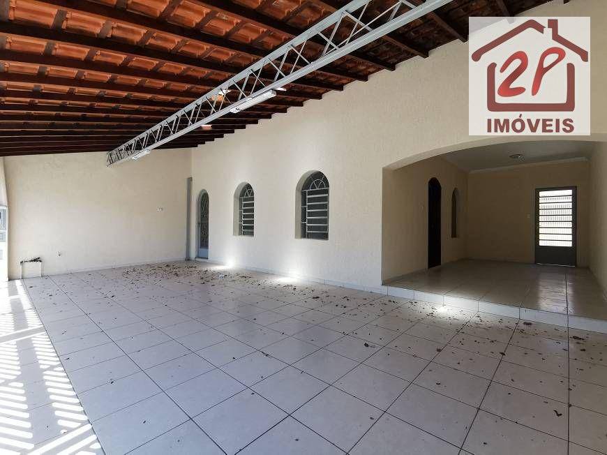 Casa à venda com 4 quartos, 250m² - Foto 8