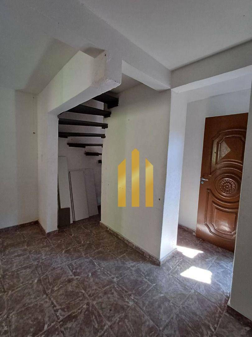 Casa à venda com 1 quarto, 55m² - Foto 14