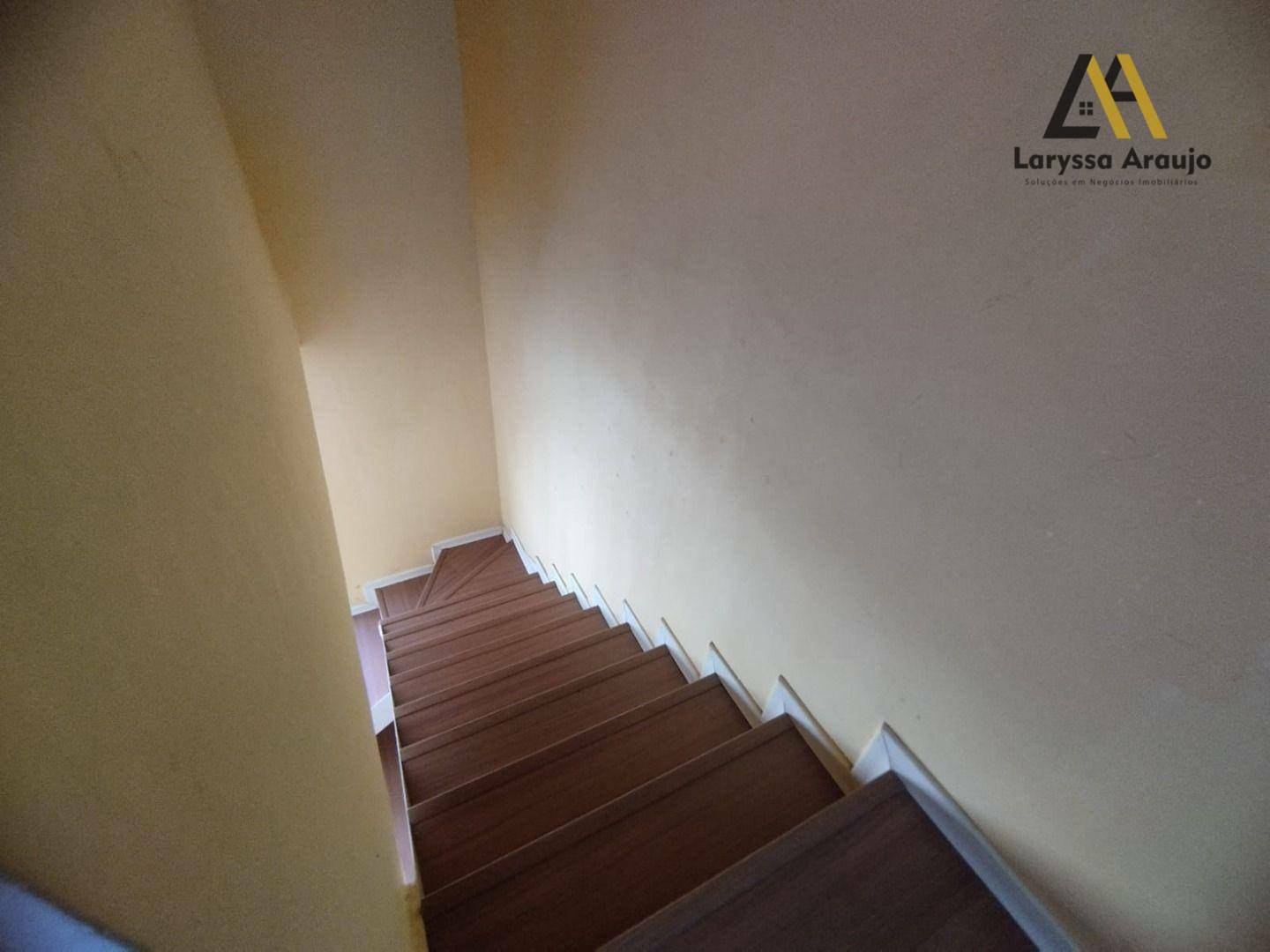 Sobrado para alugar com 2 quartos, 50m² - Foto 2