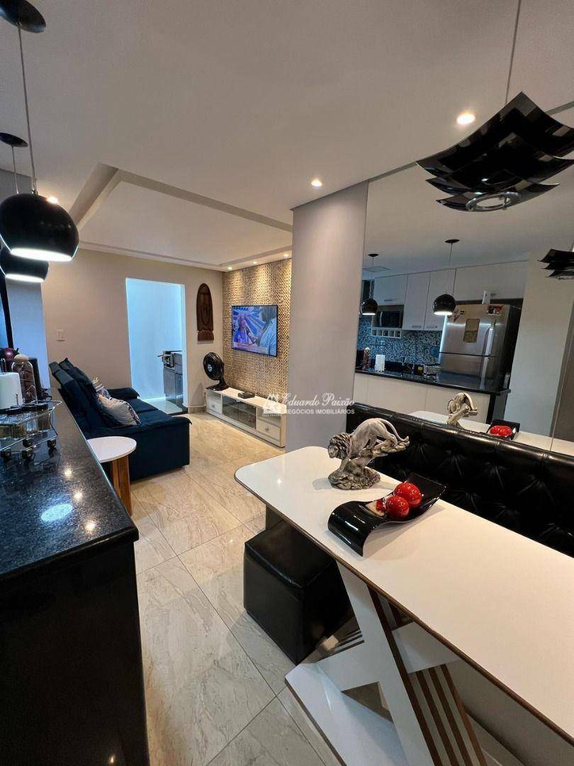 Apartamento para alugar com 2 quartos, 55m² - Foto 1