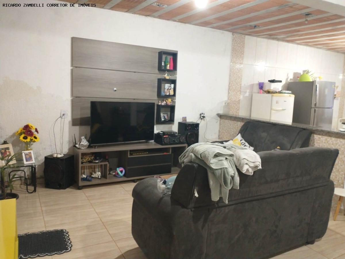 Fazenda à venda com 3 quartos, 280m² - Foto 1