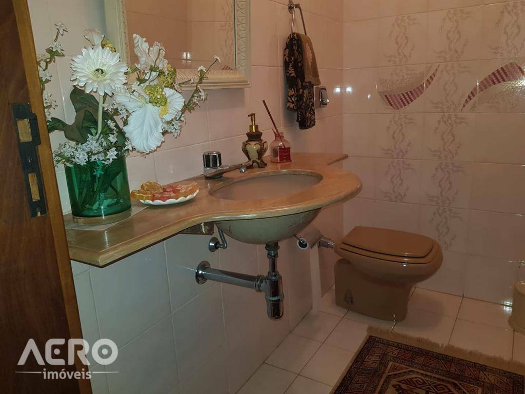 Apartamento à venda com 4 quartos, 230m² - Foto 21