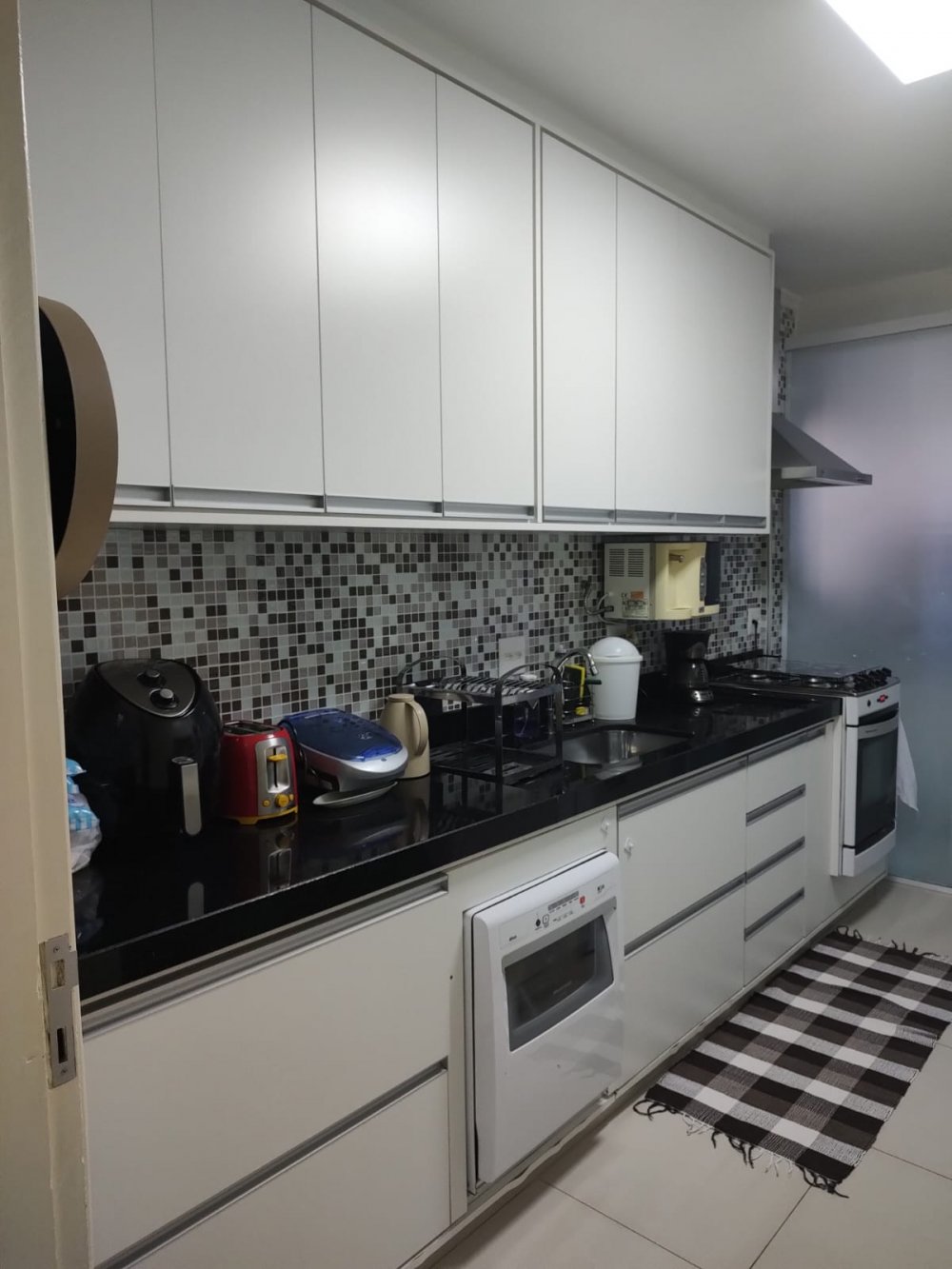 Apartamento à venda com 3 quartos, 93m² - Foto 7