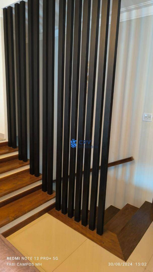 Sobrado à venda com 3 quartos, 349m² - Foto 37