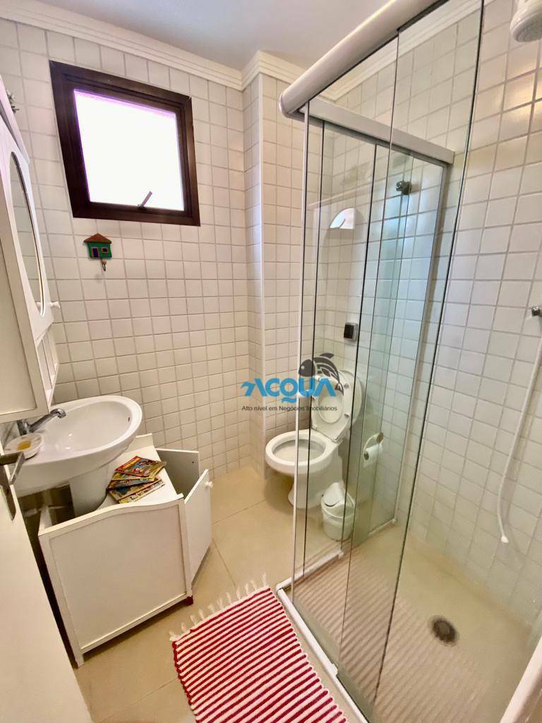 Apartamento à venda com 2 quartos, 70m² - Foto 5