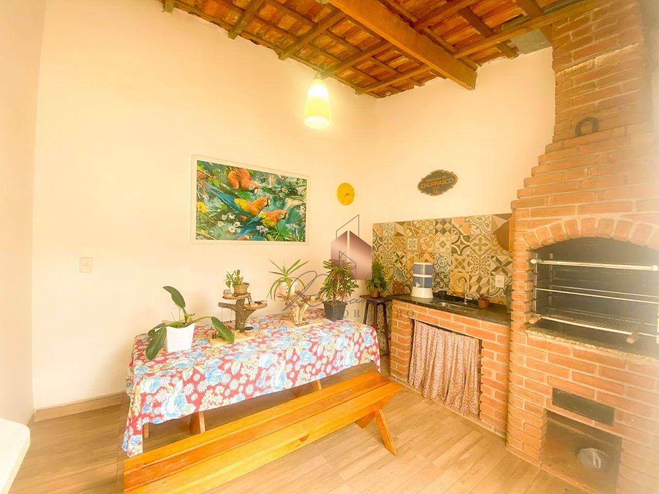 Casa à venda com 3 quartos, 164m² - Foto 13
