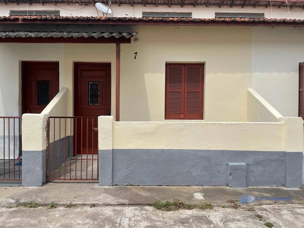 Casa para alugar com 1 quarto, 40m² - Foto 1