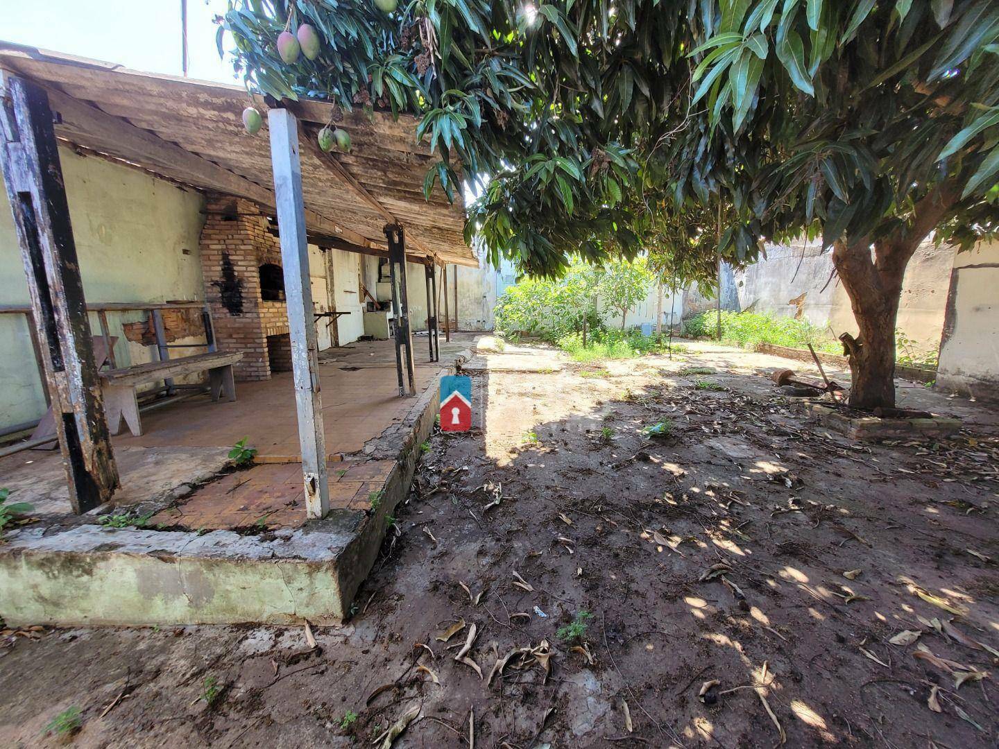 Casa à venda com 2 quartos, 100m² - Foto 11