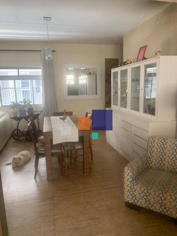 Apartamento à venda com 3 quartos, 160m² - Foto 2