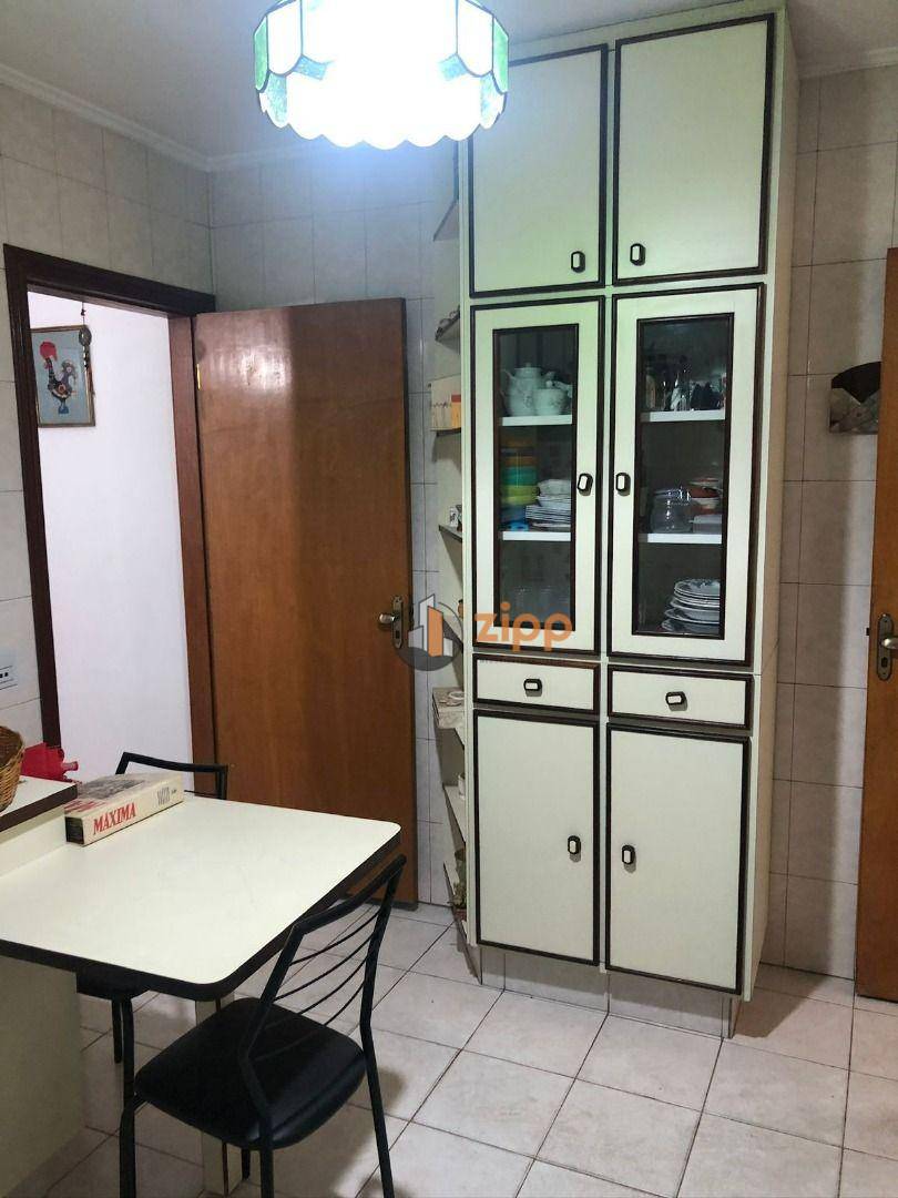 Apartamento à venda com 2 quartos, 79m² - Foto 22