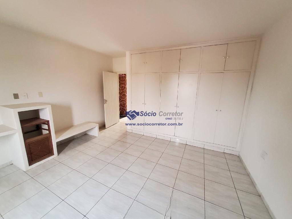 Casa à venda com 3 quartos, 444m² - Foto 27