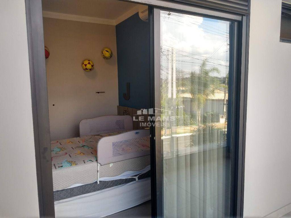 Casa de Condomínio à venda com 3 quartos, 216m² - Foto 44