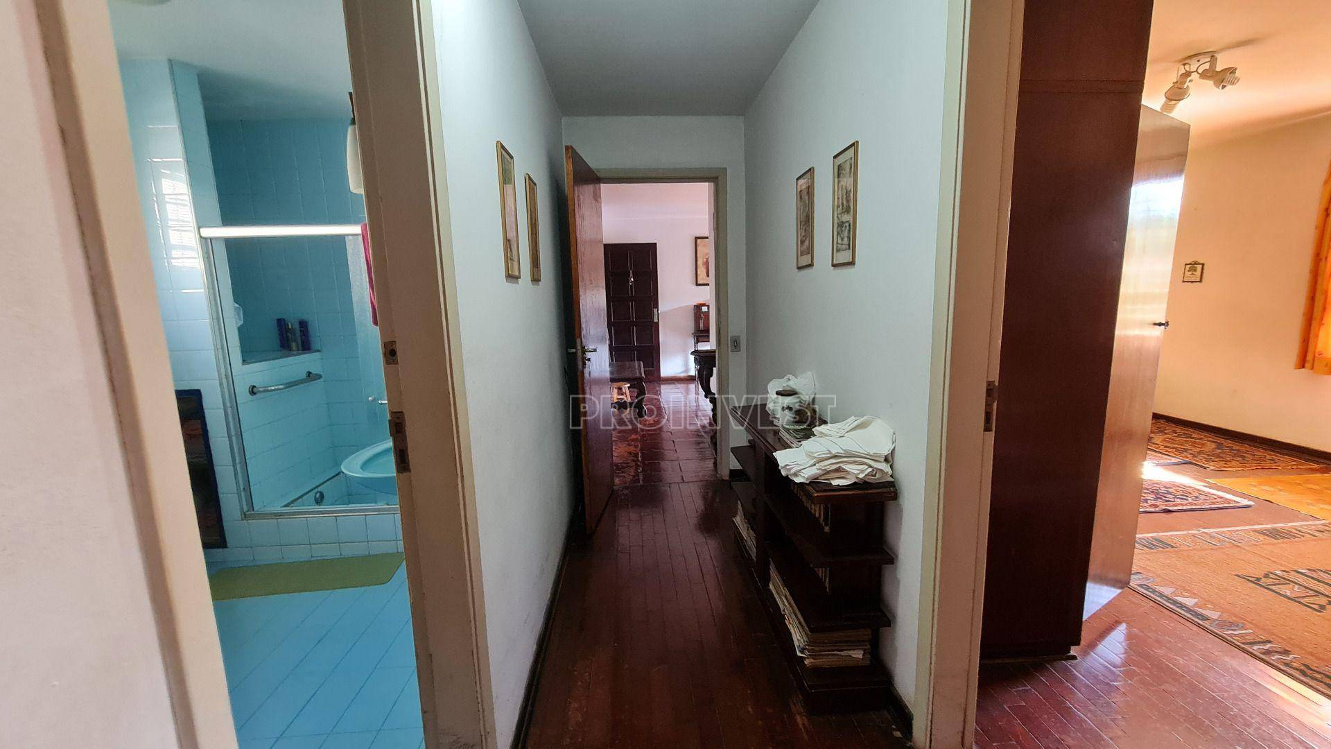 Casa para alugar com 3 quartos, 300m² - Foto 13