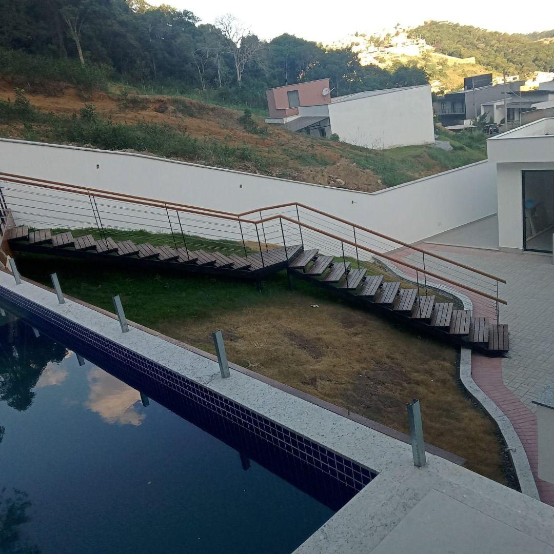 Casa de Condomínio à venda com 4 quartos, 400m² - Foto 21