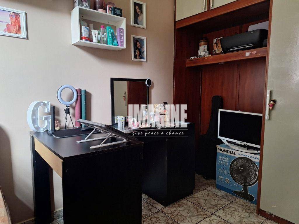 Apartamento à venda com 2 quartos, 60m² - Foto 21