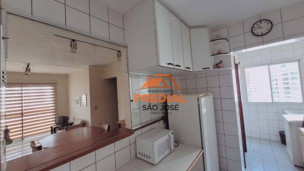 Apartamento à venda com 3 quartos, 87m² - Foto 14