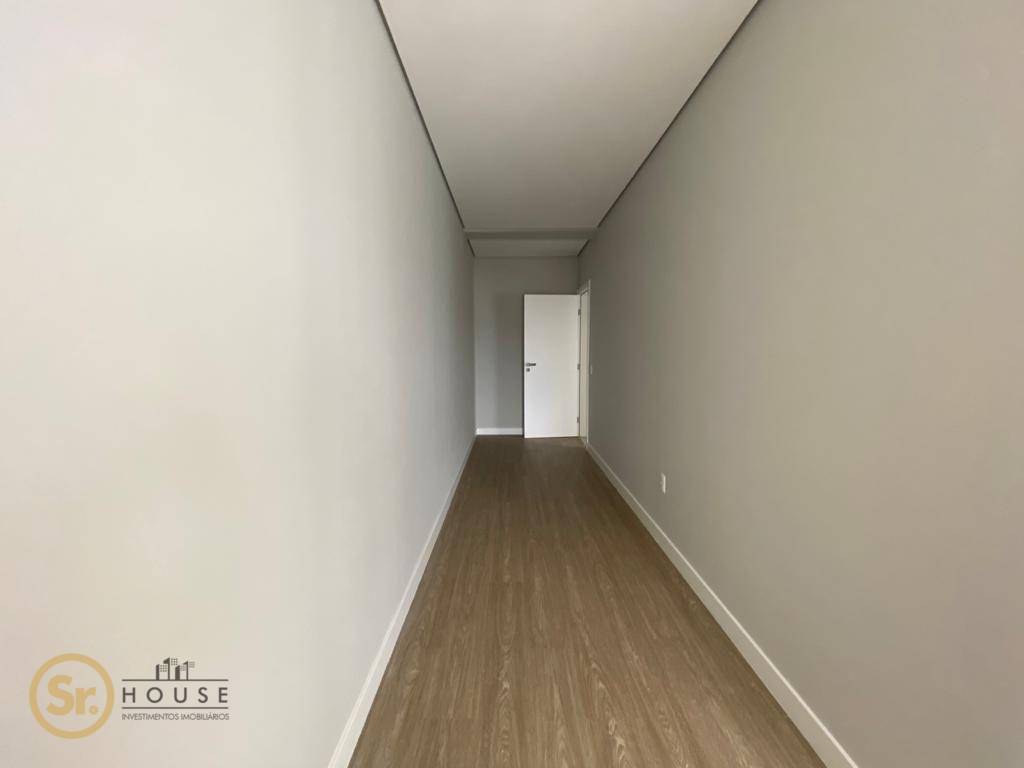 Apartamento à venda com 4 quartos, 143m² - Foto 11