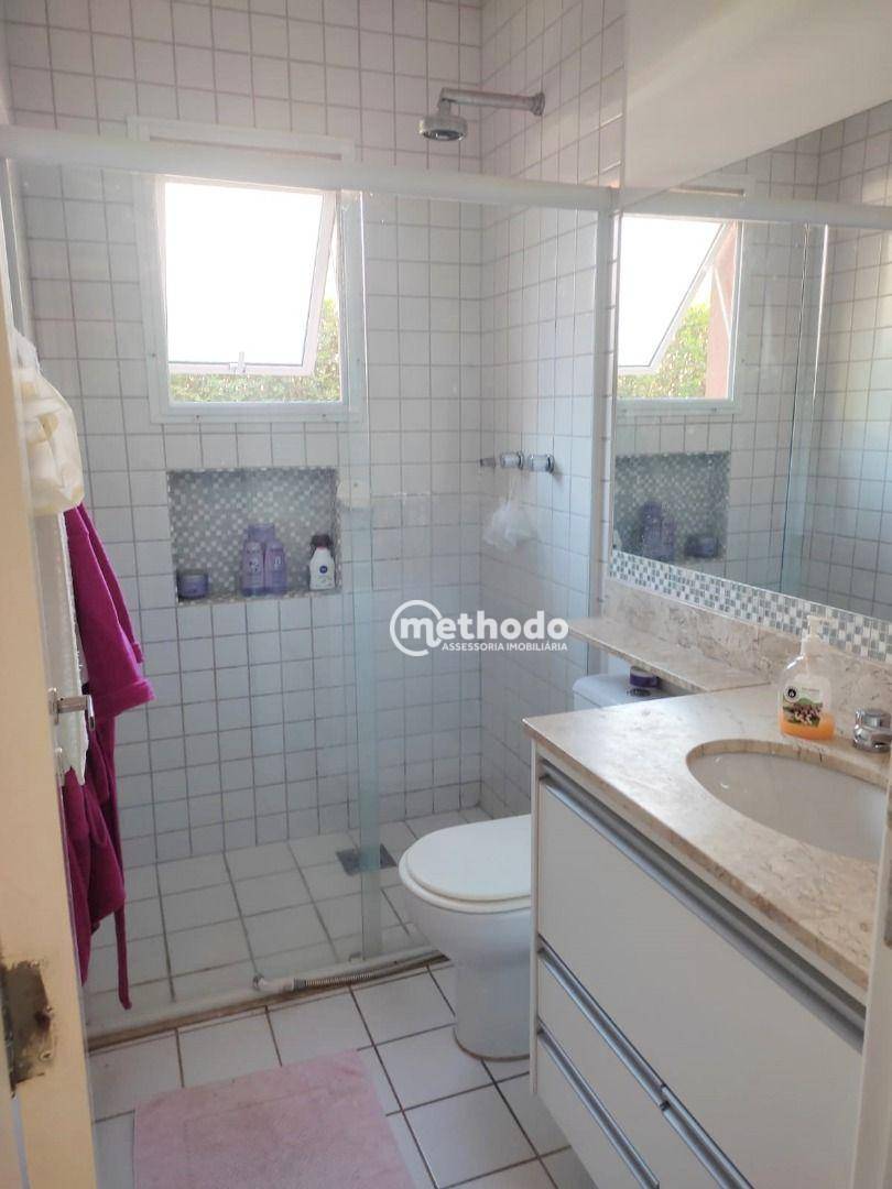 Casa de Condomínio à venda com 4 quartos, 220m² - Foto 24