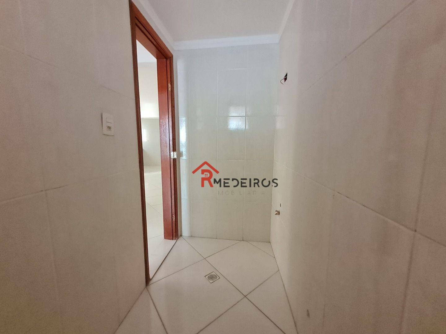 Apartamento à venda com 2 quartos, 75m² - Foto 24