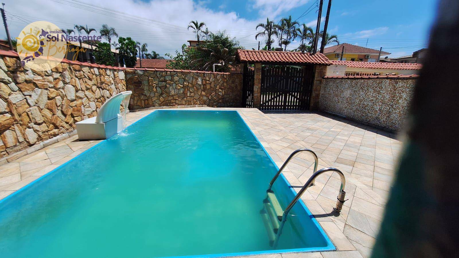 Casa à venda com 2 quartos, 163m² - Foto 4