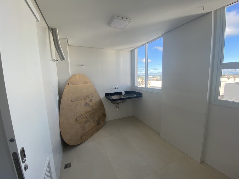 Apartamento à venda com 3 quartos, 154m² - Foto 15