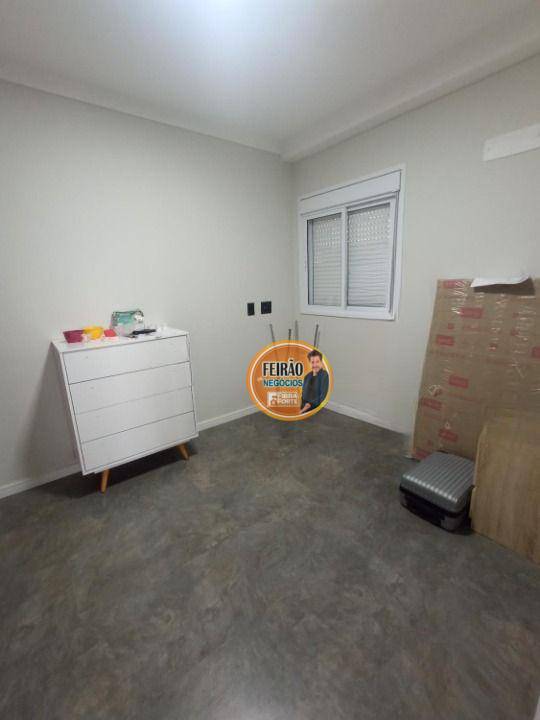 Apartamento à venda com 3 quartos, 94m² - Foto 18