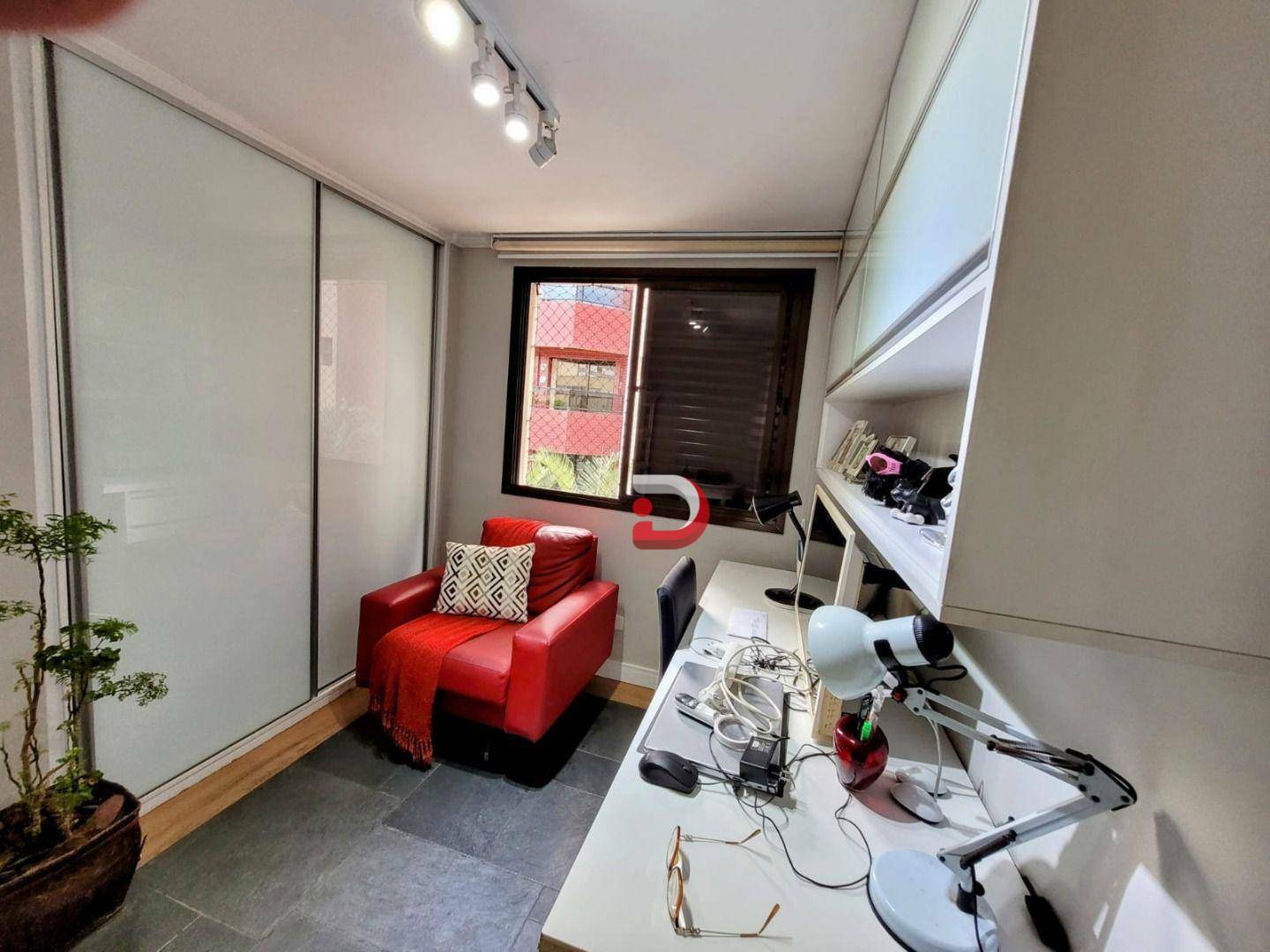 Apartamento à venda com 3 quartos, 102m² - Foto 18