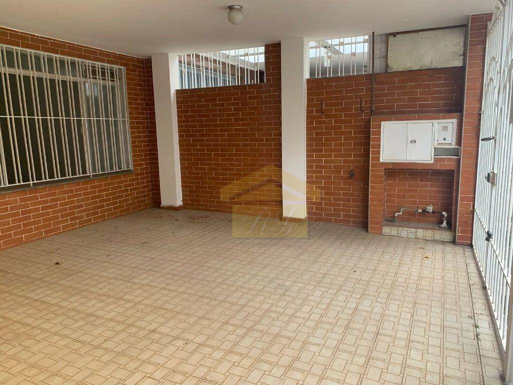 Casa à venda e aluguel com 3 quartos, 208m² - Foto 24