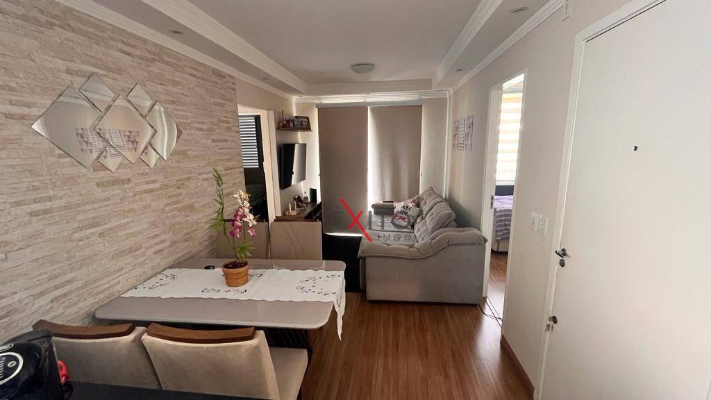 Apartamento à venda com 3 quartos, 52m² - Foto 2