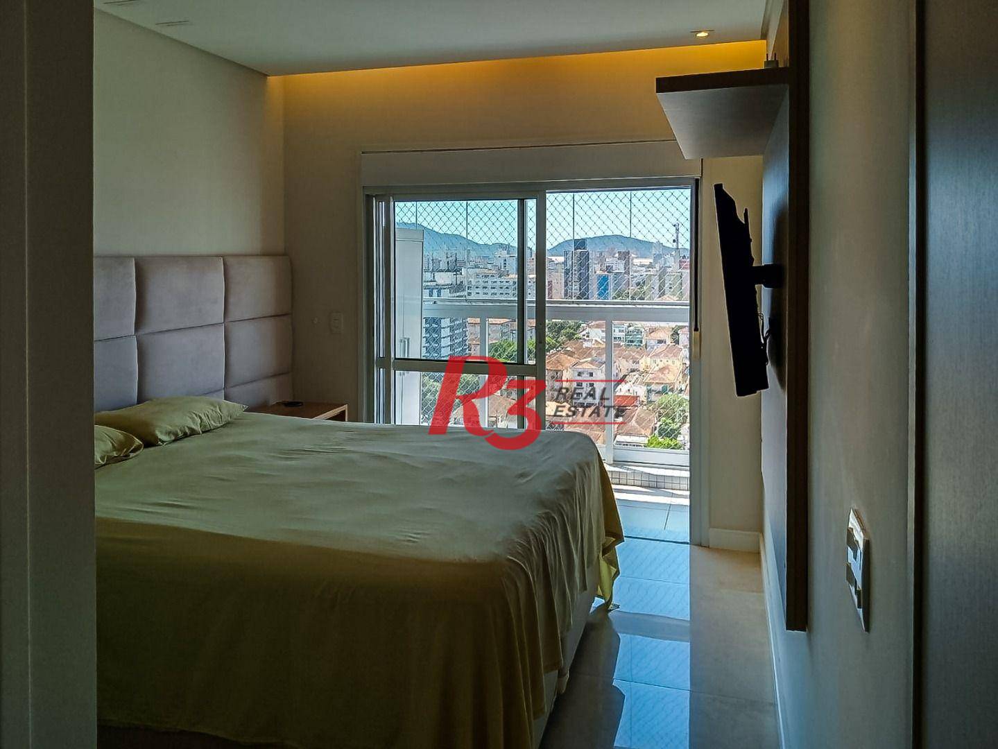 Apartamento à venda com 3 quartos, 131m² - Foto 17