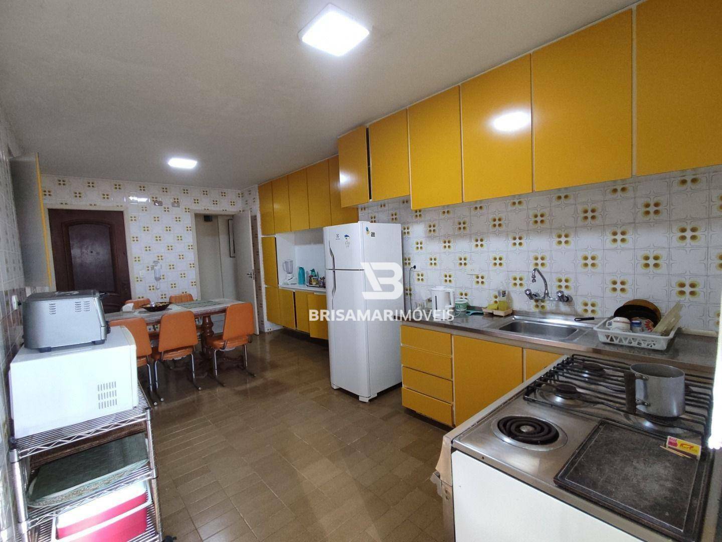 Apartamento à venda com 3 quartos, 142m² - Foto 17