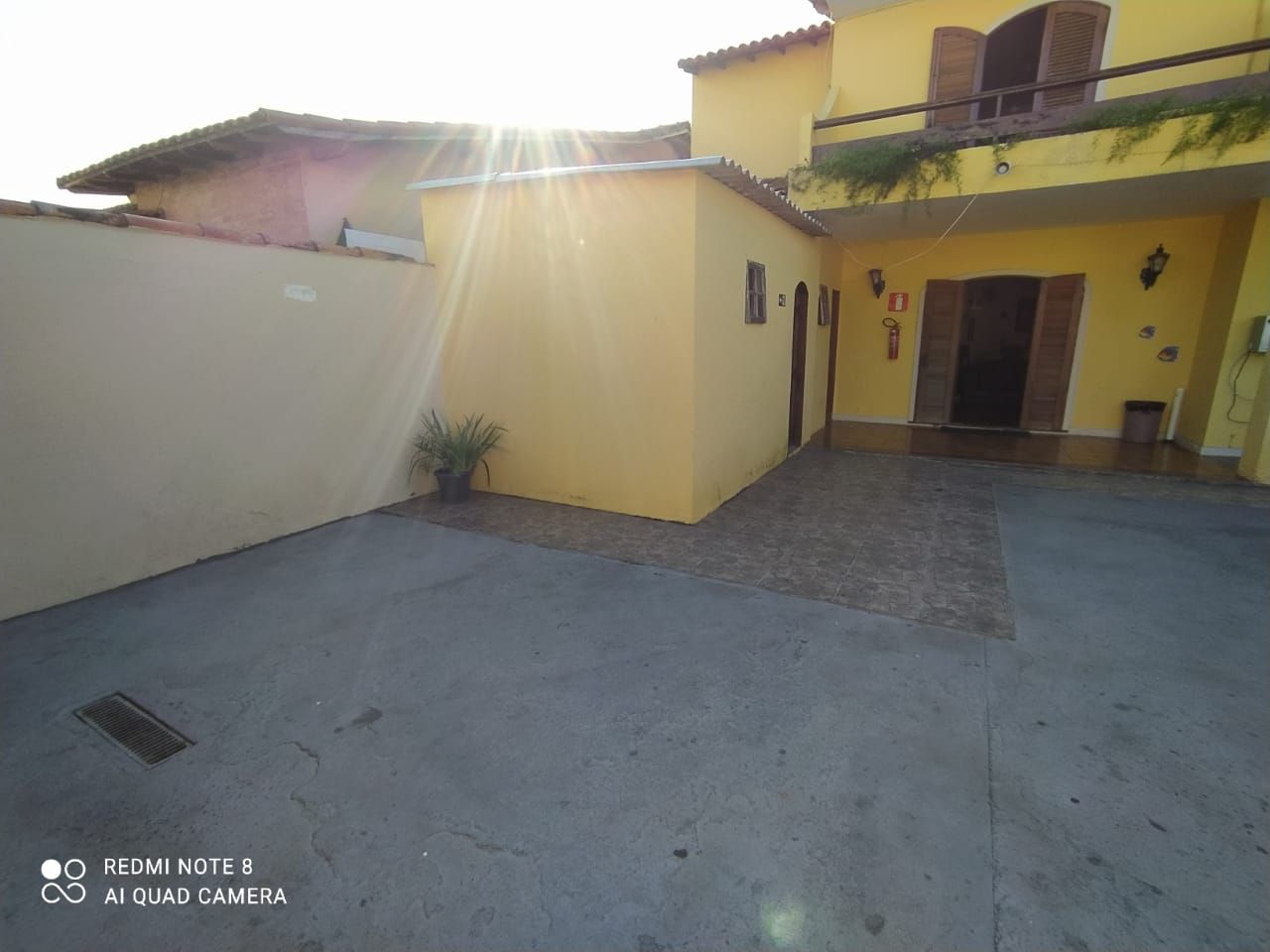 Casa à venda com 12 quartos, 280m² - Foto 2