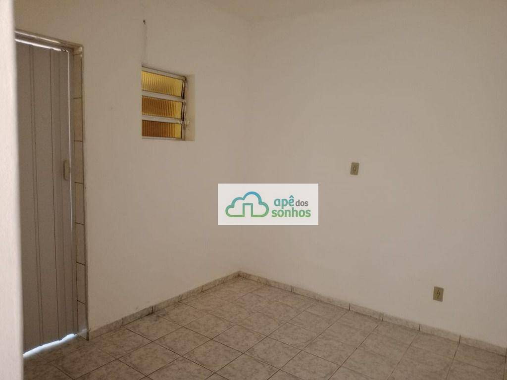 Casa à venda com 5 quartos, 298m² - Foto 12