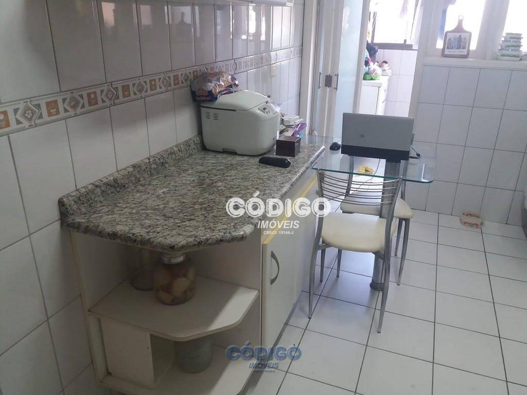 Apartamento à venda com 2 quartos, 74m² - Foto 16