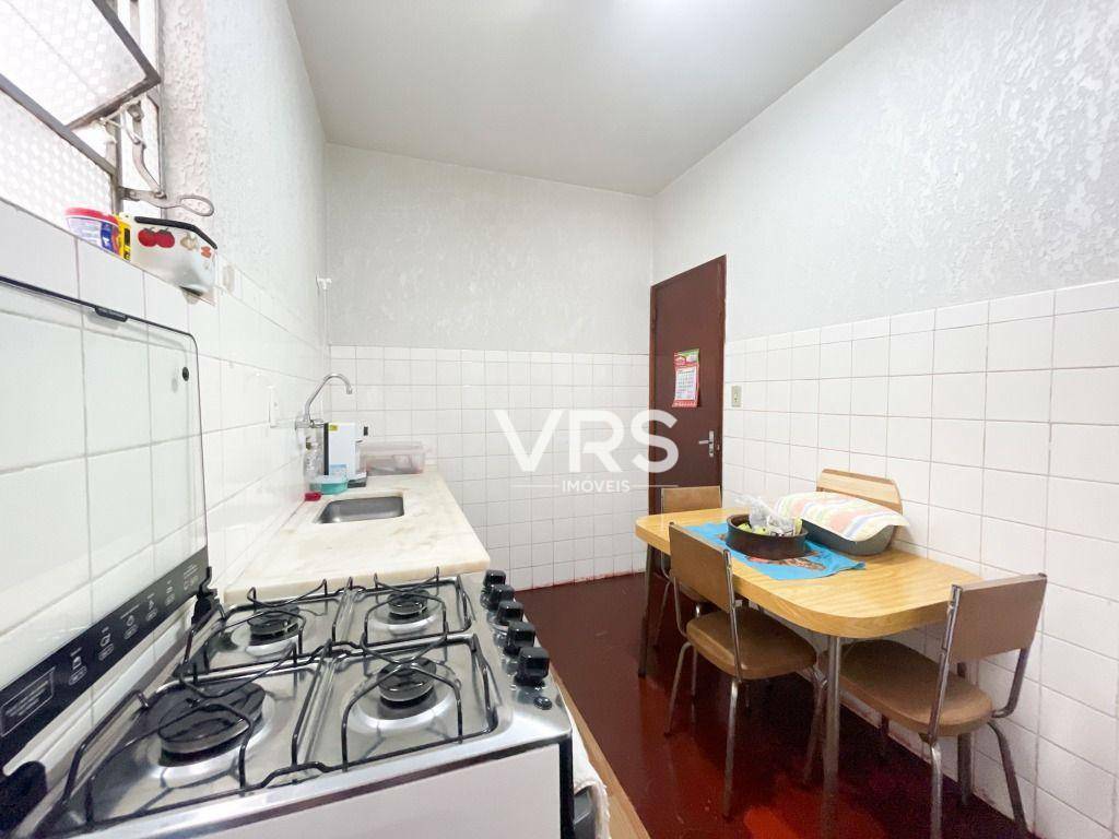 Apartamento à venda com 2 quartos, 66m² - Foto 8